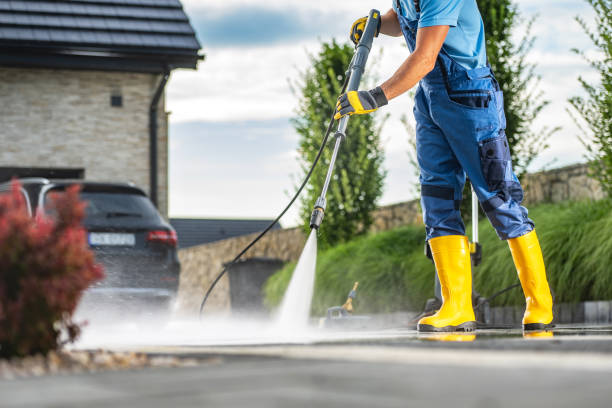 Best Rust Removal  in Montgomery Village, MD